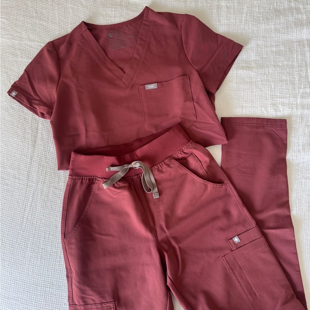 Figs Scrub Set